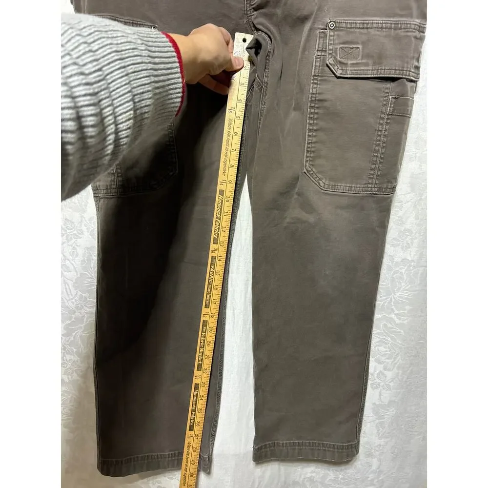 Duluth Trading Co shows wear
